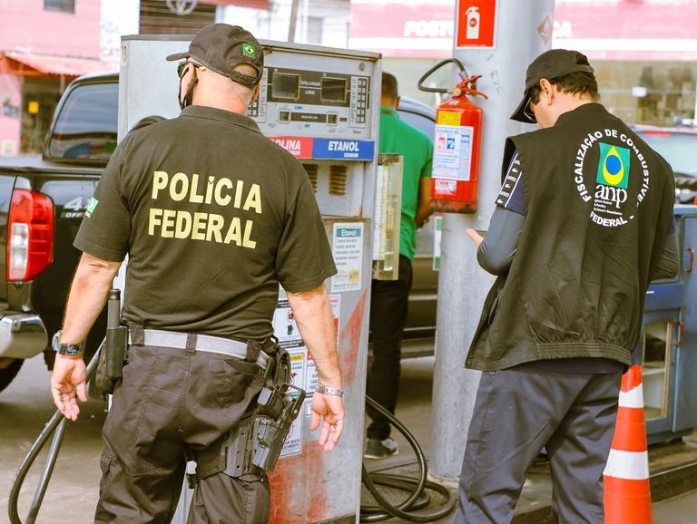 Operação da PF investiga alta de combustíveis em 11 estados e no Distrito Federal