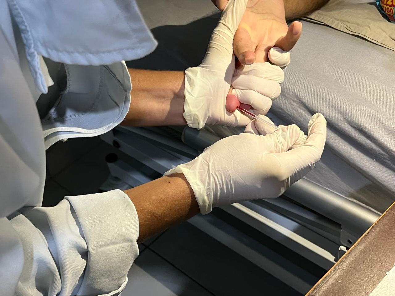 Secretaria de Saúde leva exames laboratoriais às casas de pacientes acamados em Balneário Camboriú