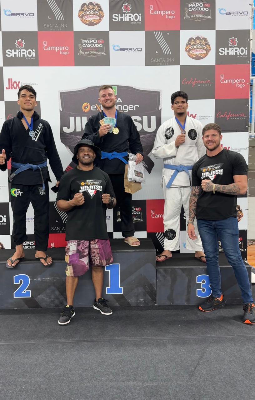 Atletas da FME de Balneário Camboriú se consagram campeões na 1ª edição da Copa Extranger de Jiu-Jitsu