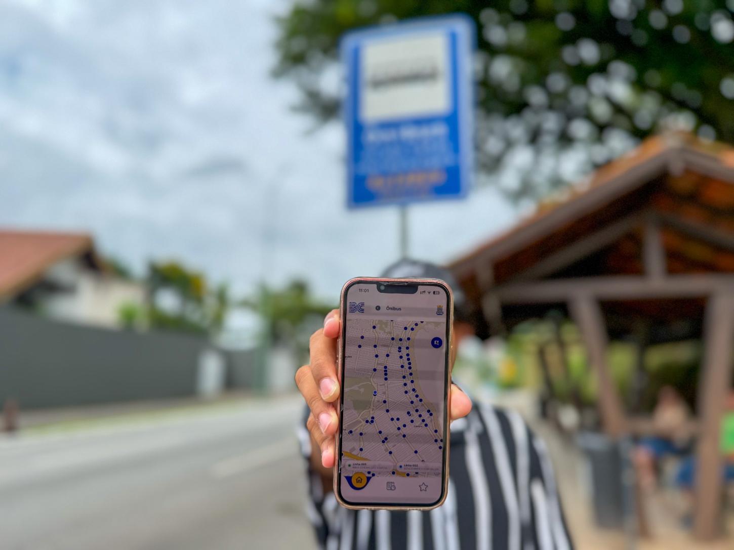 BC Digital: cidadão agora pode acompanhar ônibus tarifa zero na palma da mão