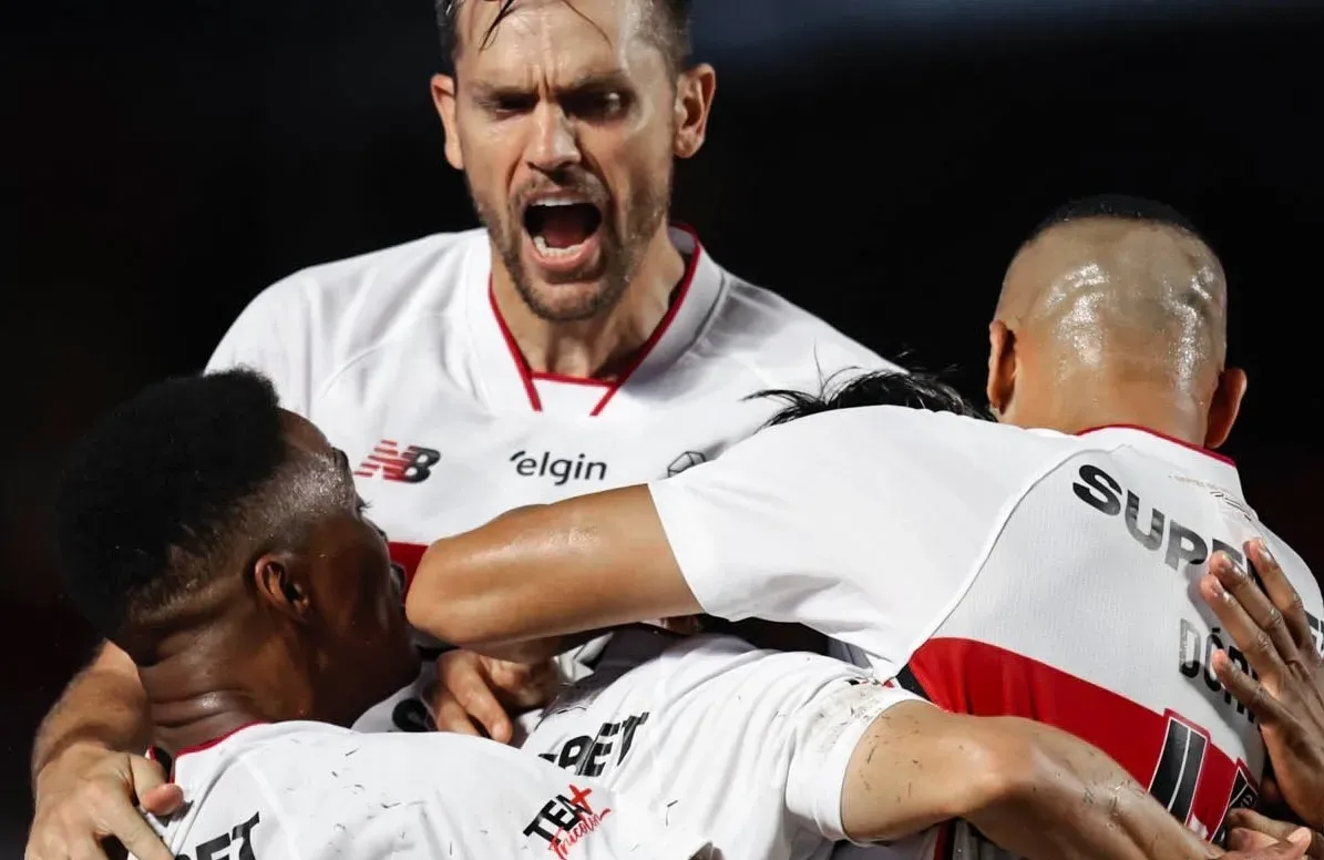 Brasileirão: São Paulo vice-líder e Botafogo vence clássico de virada - Confira todos os resultados de Sábado  