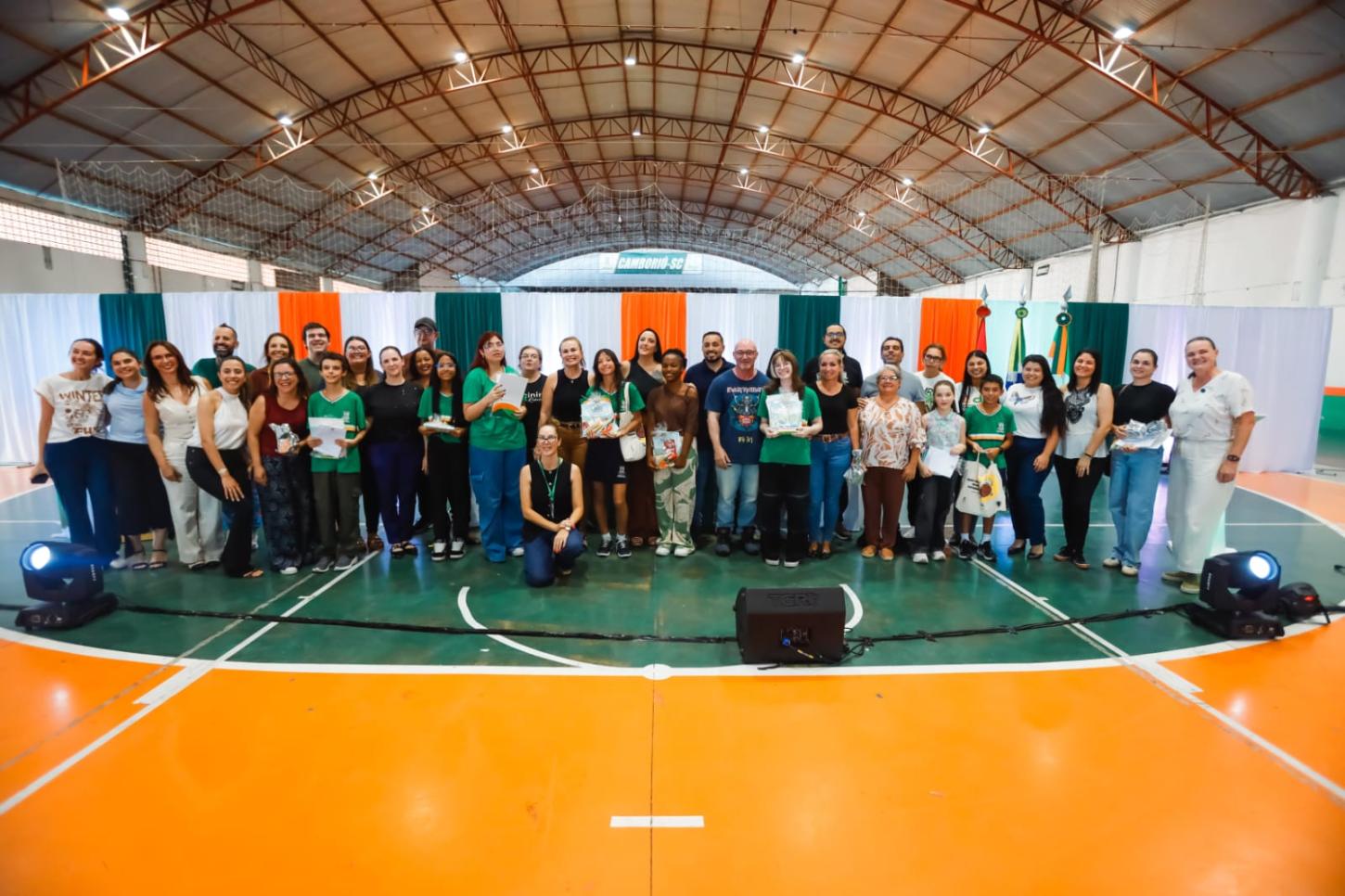 Camboriú premia vencedores do 4º Concurso Cultural de Redação “Conhecendo Camboriú”