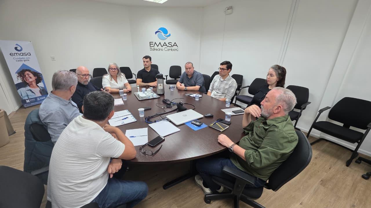 Emasa e Univali se reúnem para buscar soluções para o Rio Camboriú