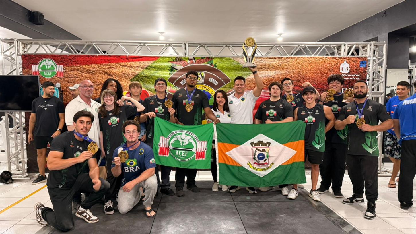 Equipe de Camboriú domina etapa do Catarinense de Powerlifting e conquista título geral