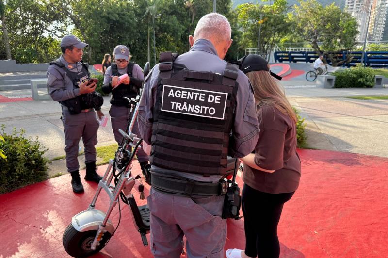 Itajaí: Codetran realiza fiscalização de veículos autopropelidos