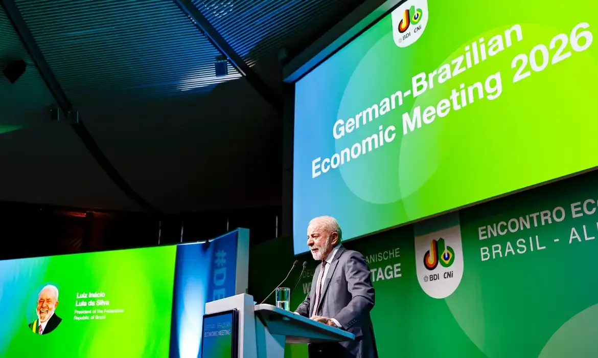 Lula fala em reciprocidade após expulsão de delegado dos Estados Unidos