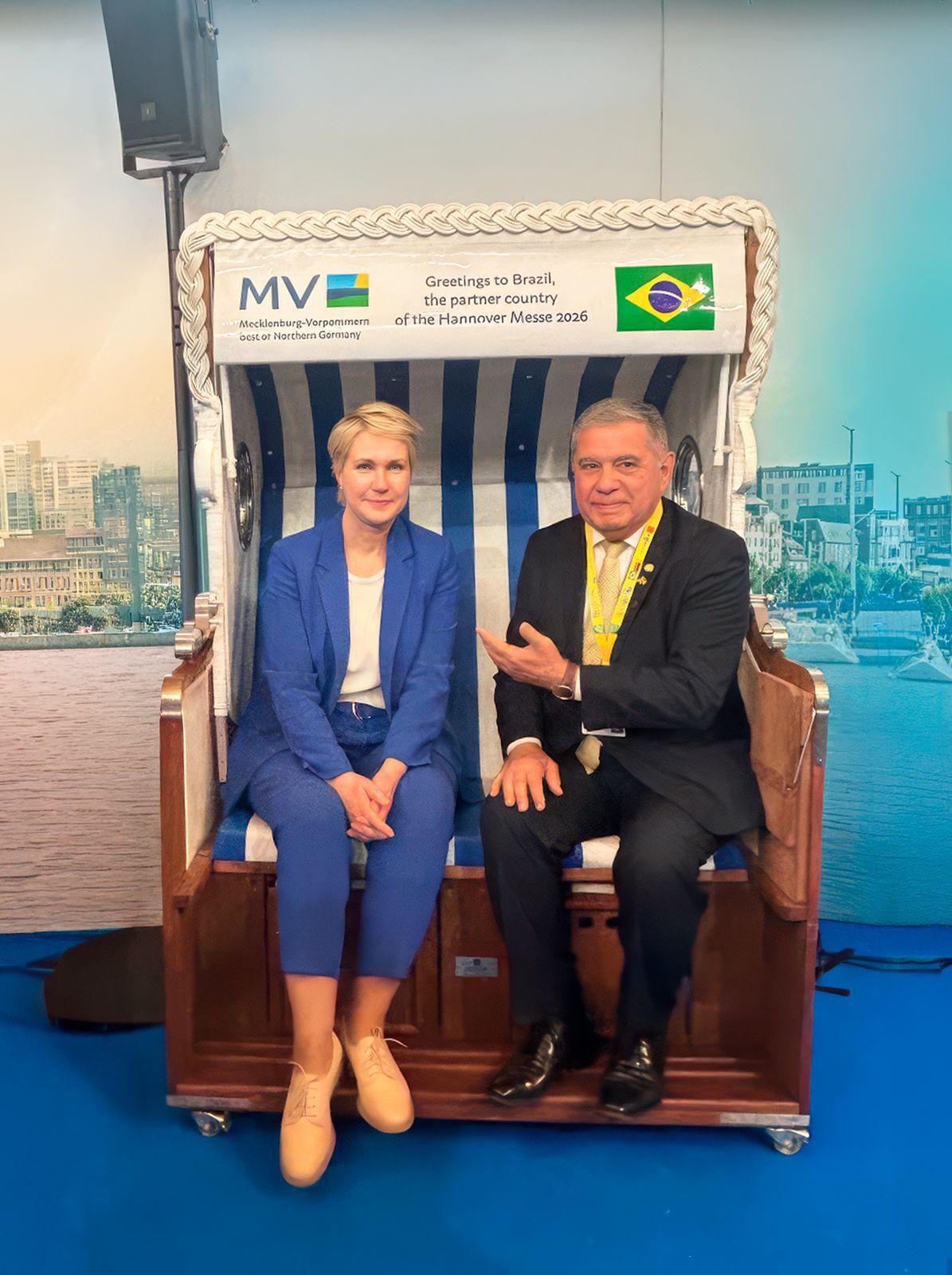 Mário Motta se reúne com ministra alemã e fortalece diálogo com empresários catarinenses na Hannover Messe