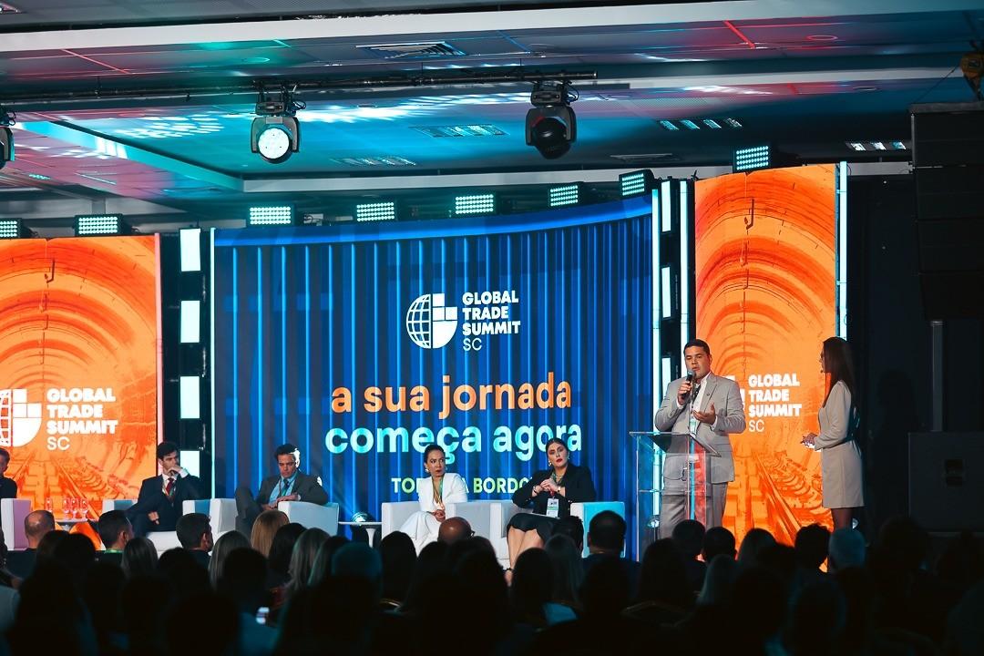 Núcleo de Comércio Exterior da ACII leva divulgação do Itajaí Global Trade Summit 2026 à Intermodal South America