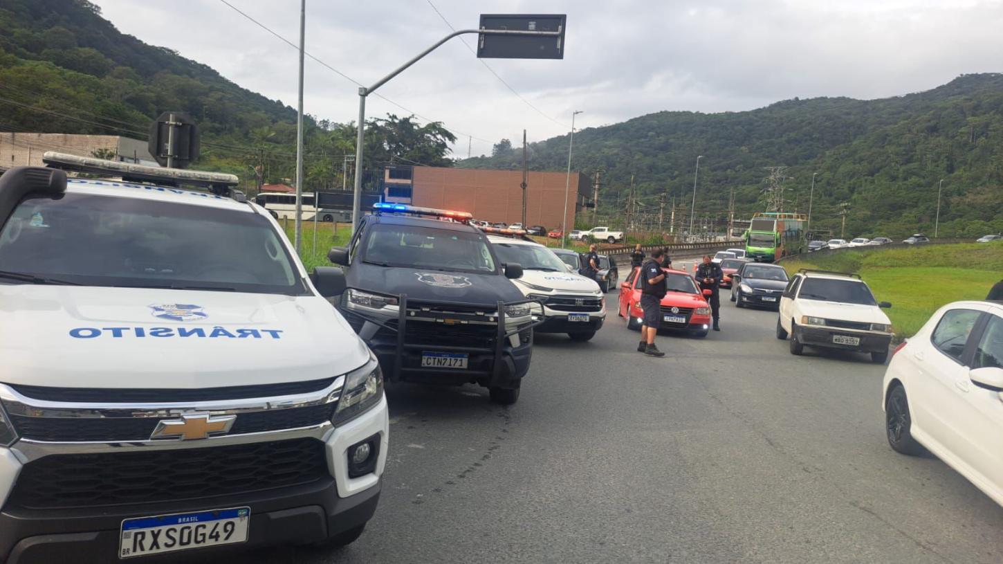 Operação integrada intensifica fiscalização no trânsito em Balneário Camboriú