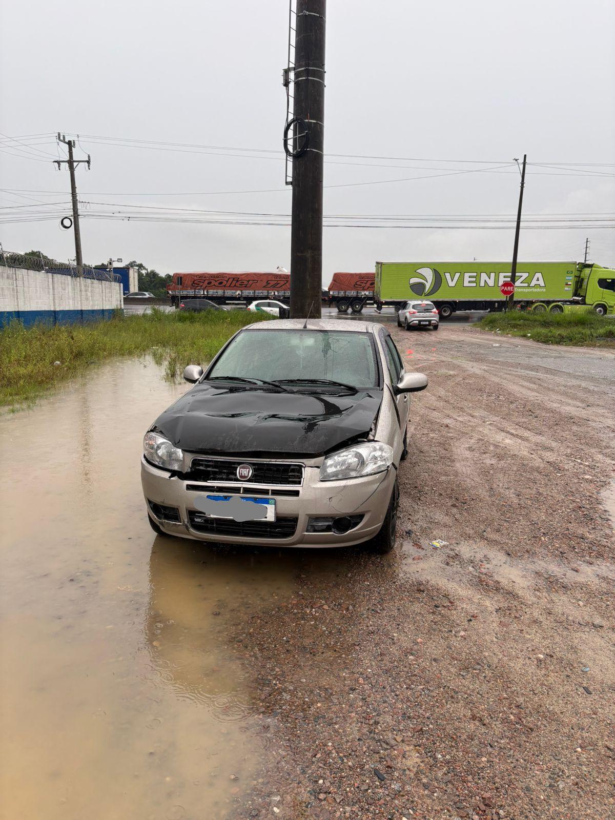 Polícia Militar recupera veículo roubado no bairro Cordeiros
