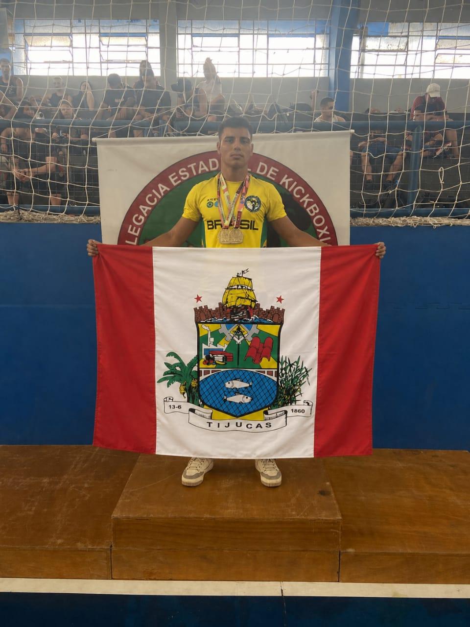 Projeto social da Polícia Militar de Tijucas conquista destaque no Campeonato Catarinense de Kickboxing