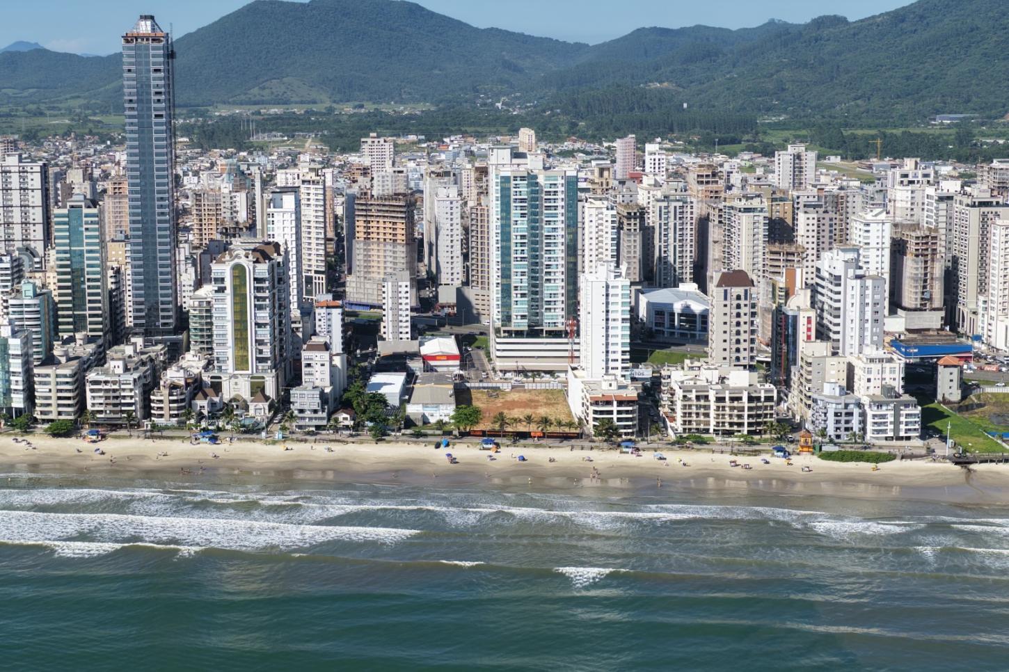 Alargamento da orla deve levar Itapema ao topo do m² no Brasil