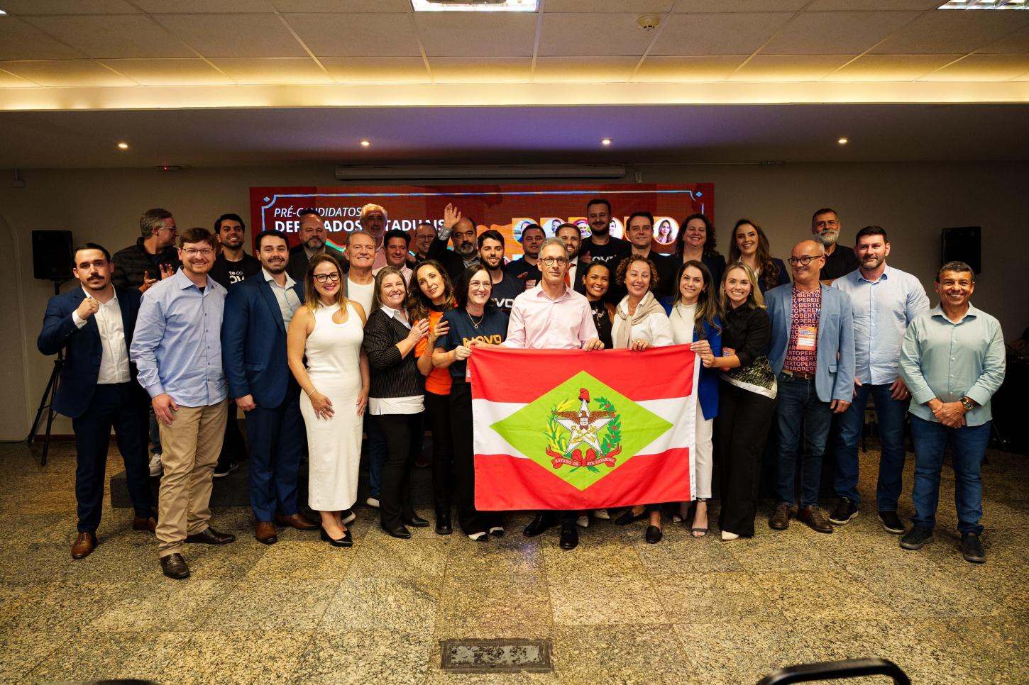 NOVO reúne lideranças e pré-candidatos em Santa Catarina com presença de Romeu Zema