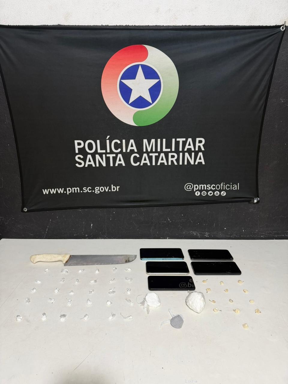 Polícia Militar apreende adolescente por tráfico de drogas e dano ao patrimônio público