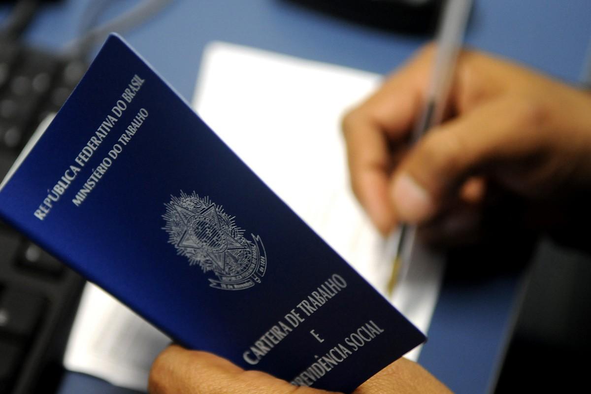 SINE Itapema disponibiliza 40 vagas de emprego em 38 funções diferentes