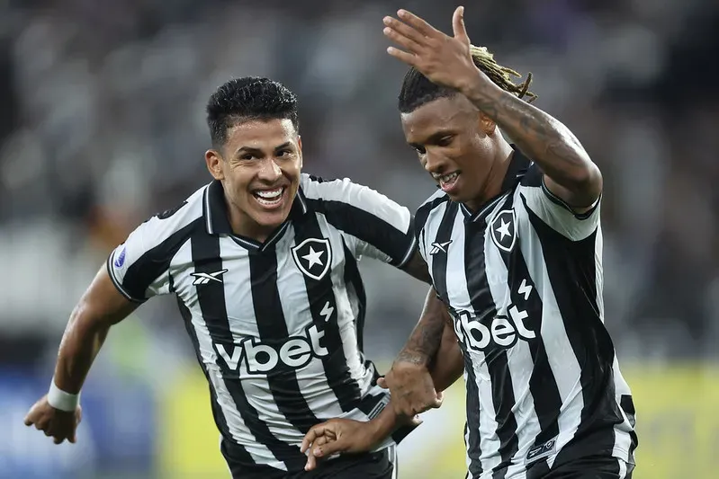 Sul-Americana: Vasco e Botafogo vencem e assumem a ponta