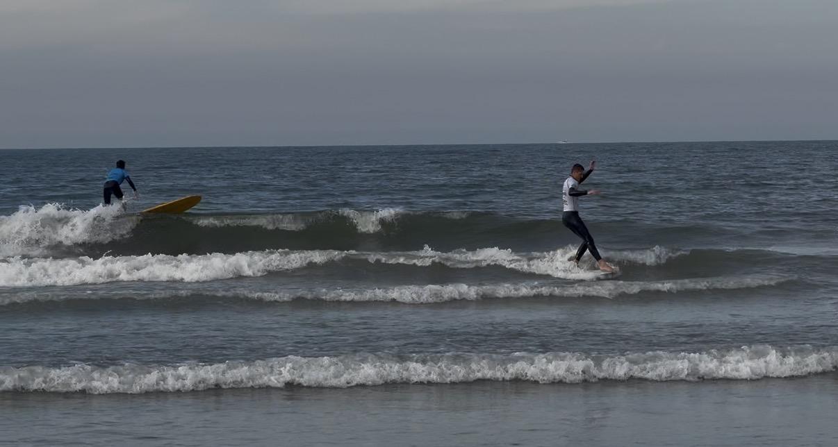 BC Long e SUP reúne atletas na Praia Central e estreia categoria Parasurf no Circuito Municipal de Surf