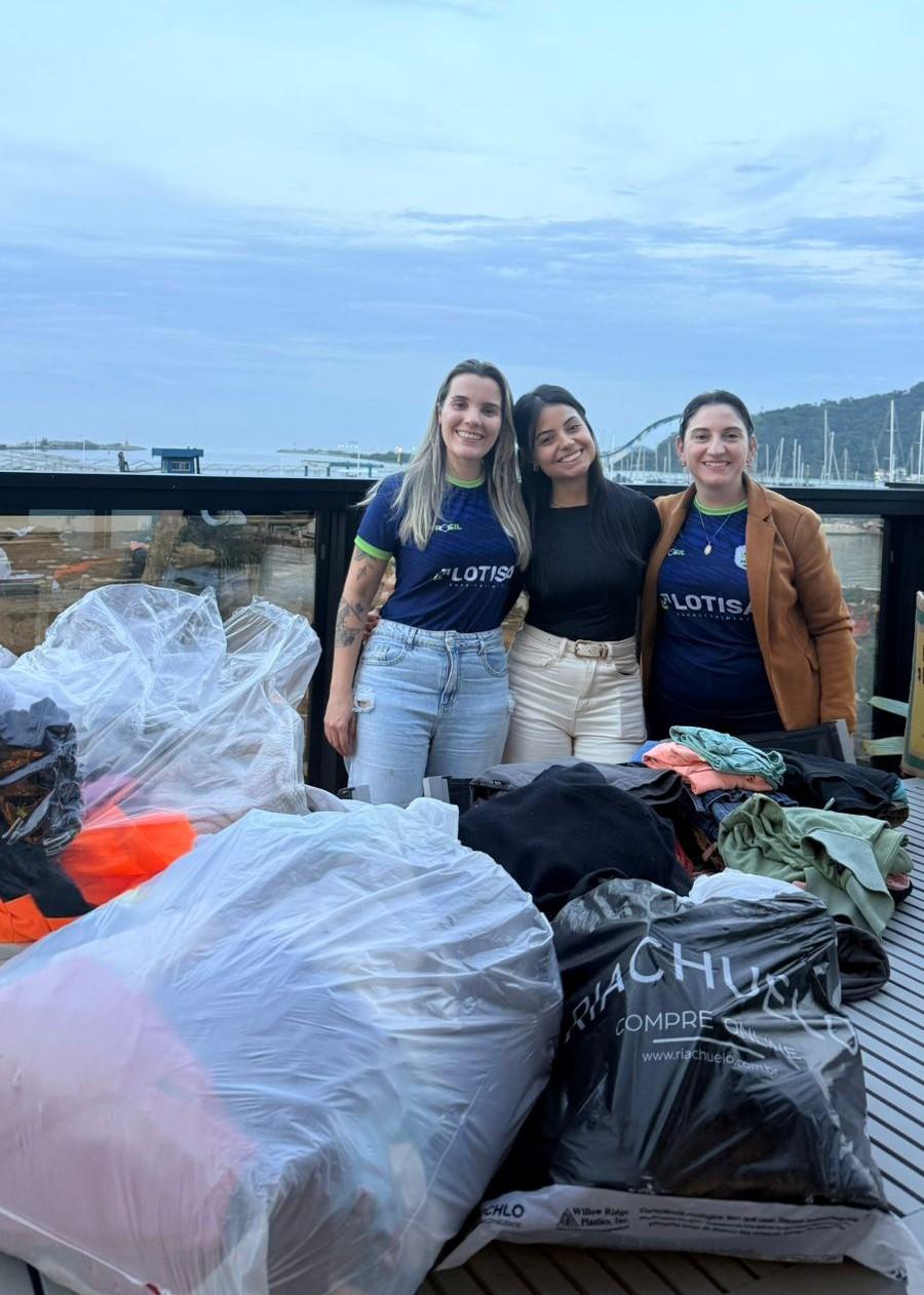 Campanha do agasalho de construtora catarinense mobiliza colaboradores e arrecada quase 27 mil itens