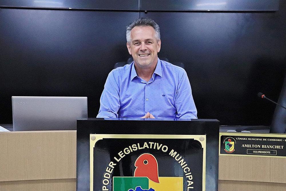 Claudinei Loos assume cadeira na Câmara de Camboriú por 120 dias