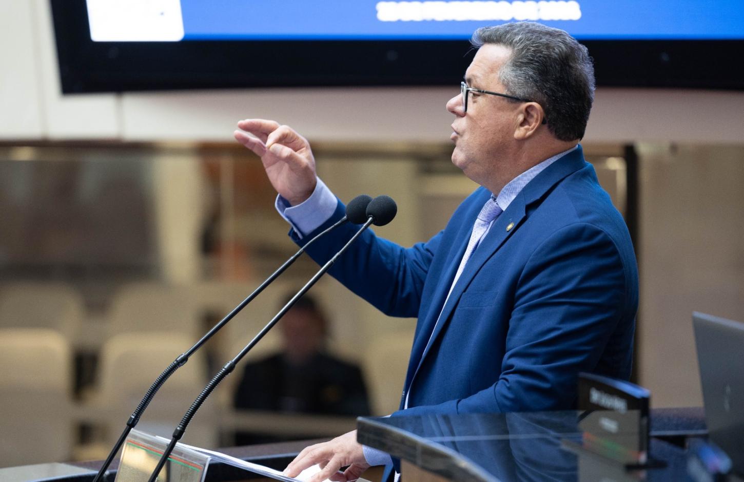 Deputado Naatz : nova PEC na Alesc garante recursos estaduais para ampliar saneamento