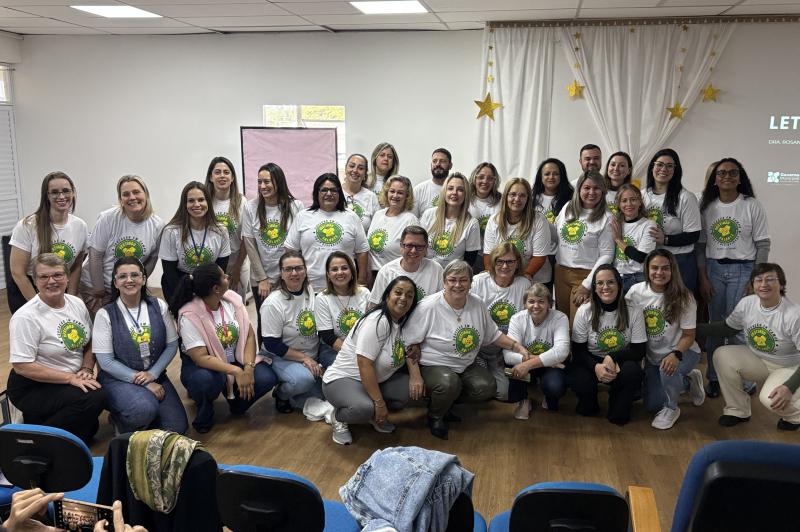 Educação lança projeto que une Copa do Mundo e combate ao racismo nas escolas de Balneário Camboriú