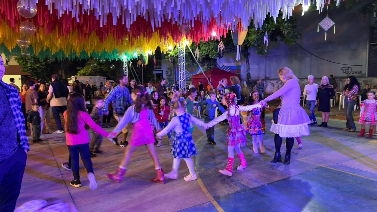 Festa Junina da Cultura lota o Espaço Cultural Nelson Santos em Itapema 