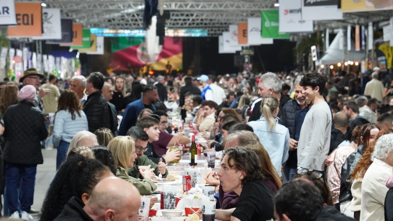 Festa Raízes de Taquaras segue movimentando Balneário Camboriú