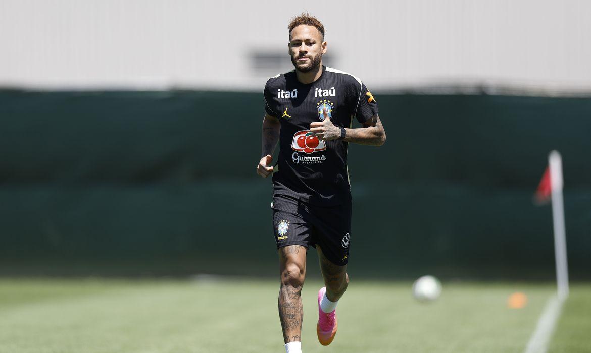 Neymar volta a treinar com a seleção a 2 dias do jogo contra o Haiti