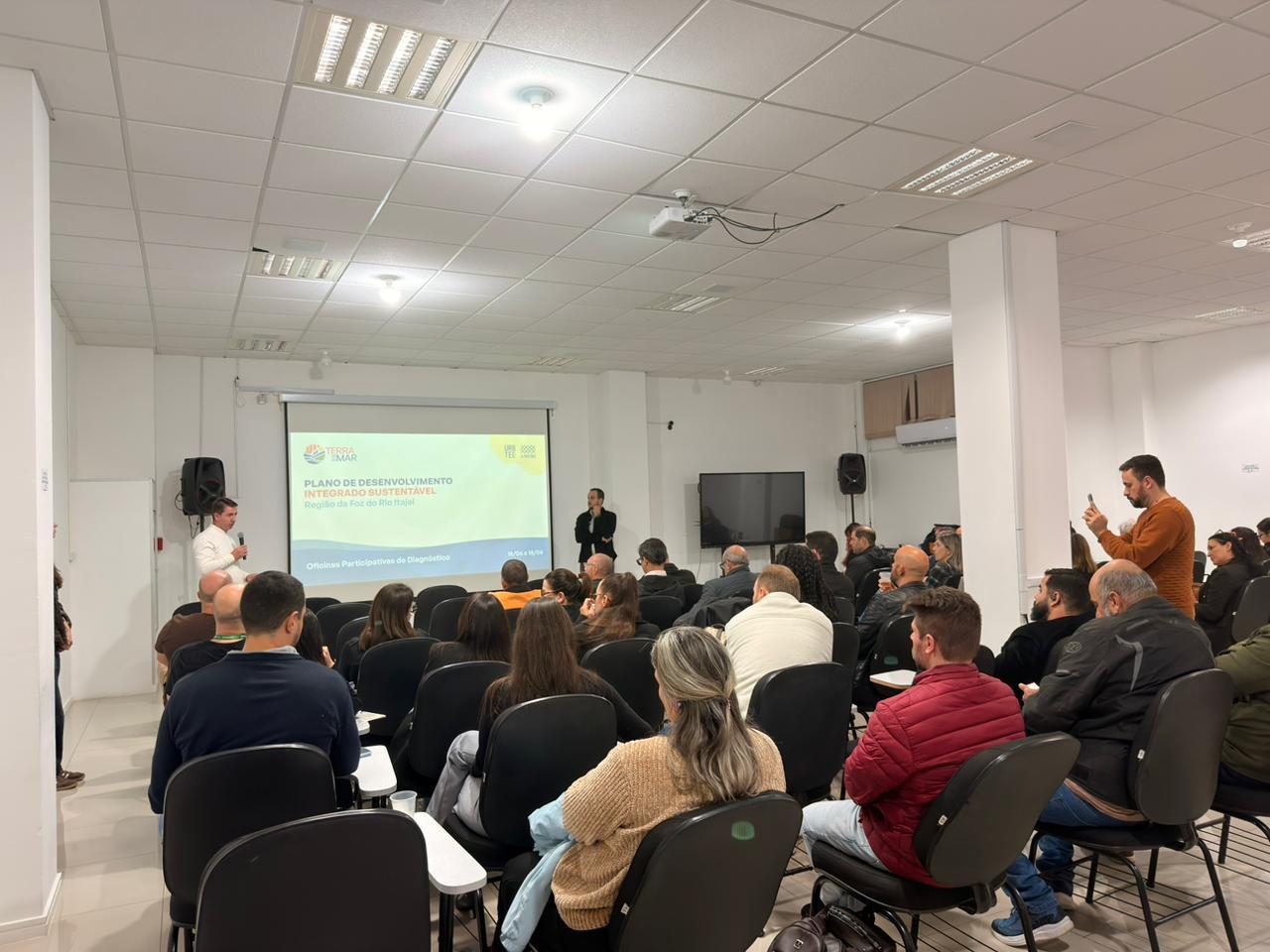 Oficina do TERRAMAR 2050 reúne representantes de Camboriú e Balneário Camboriú para debater o futuro da região