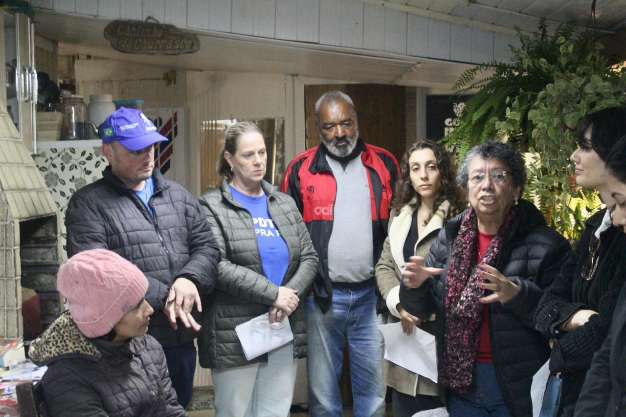 PDT realiza ação comunitária com gestantes e debate sobre moradia na Vila Fortaleza