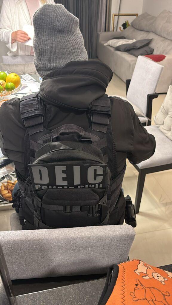 Polícia Civil e forças de segurança de Itapema apreendem veículo adulterado e investigam organização criminosa