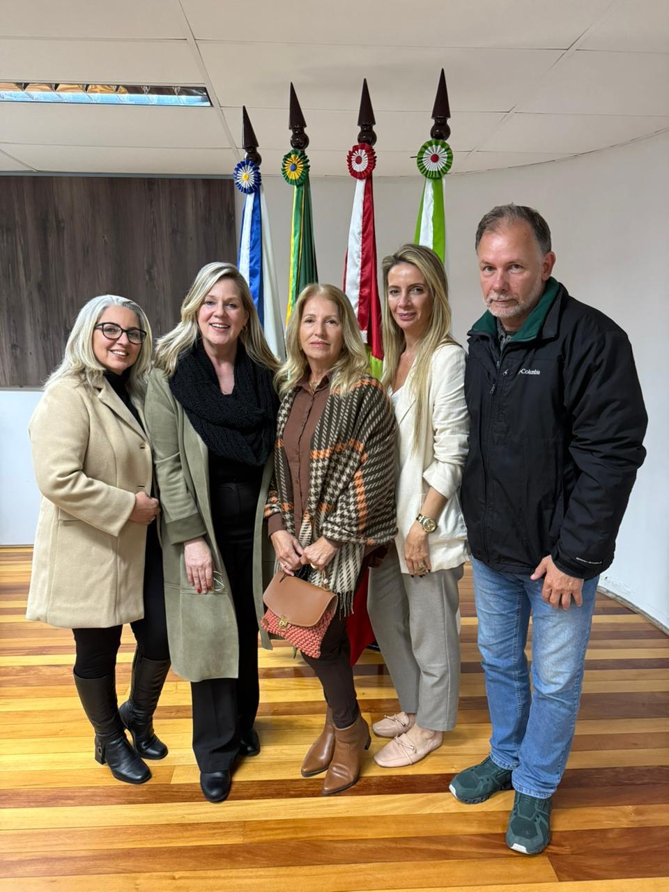 Projeto de vereadora Ciça Müller eterniza legado de Dona Adelaide em praça de Taquaras
