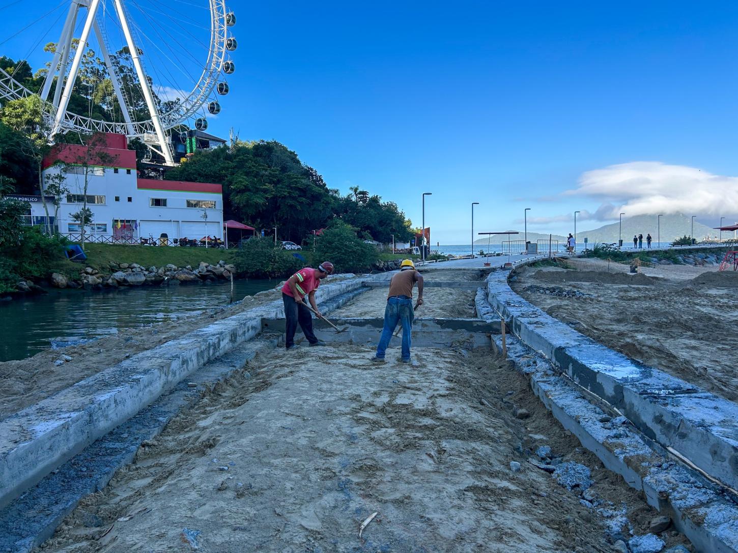Reconstrução do trecho de acesso ao molhe do Pontal Norte é iniciada