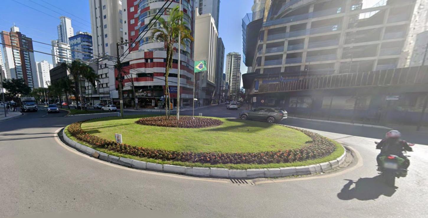 Rótula da Rua 3300 com a 3ª Avenida ficará interditada nesta terça-feira