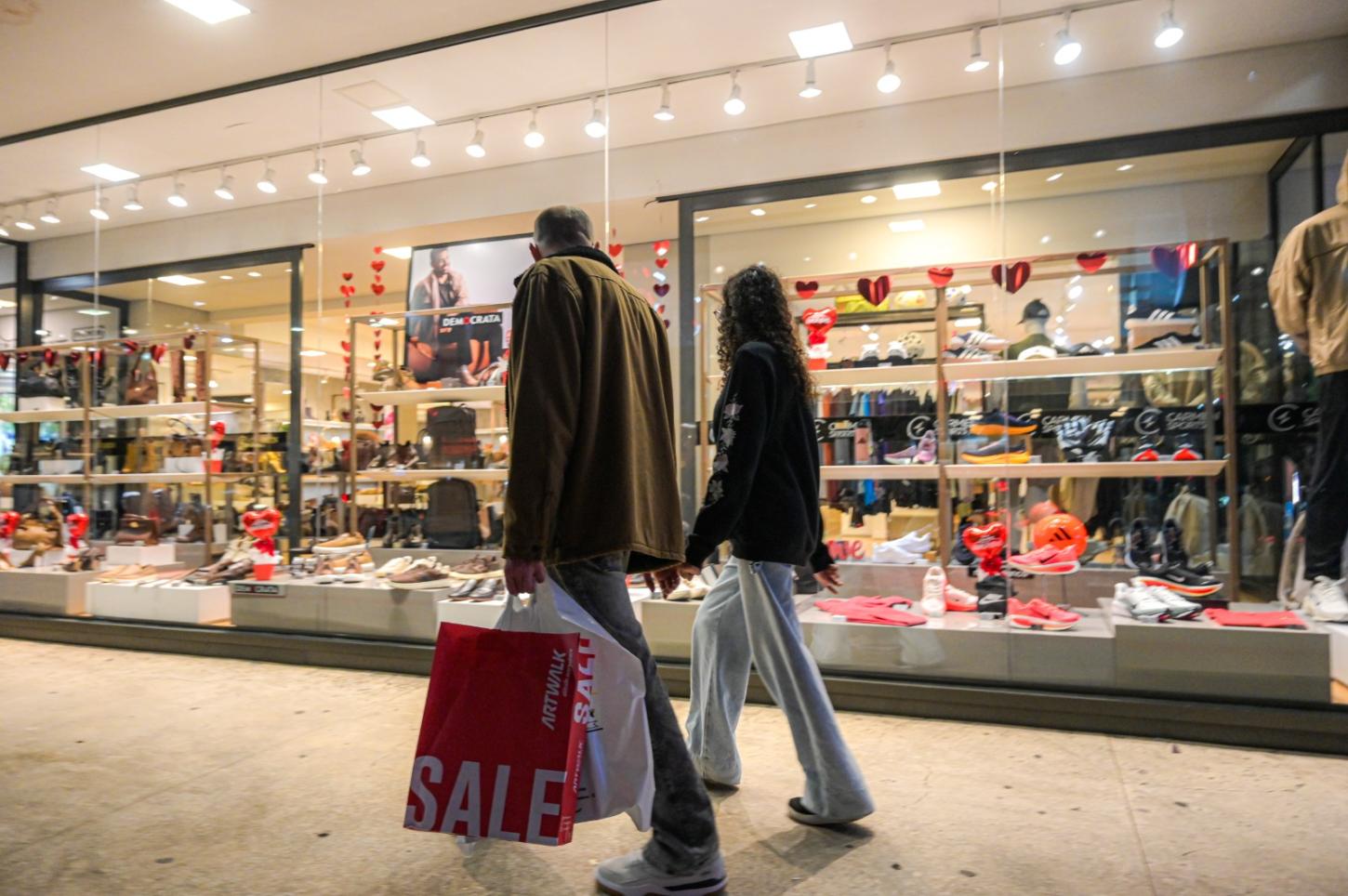 Vendas de Dia dos Namorados devem crescer pelo menos 30% em Balneário Camboriú e Camboriú