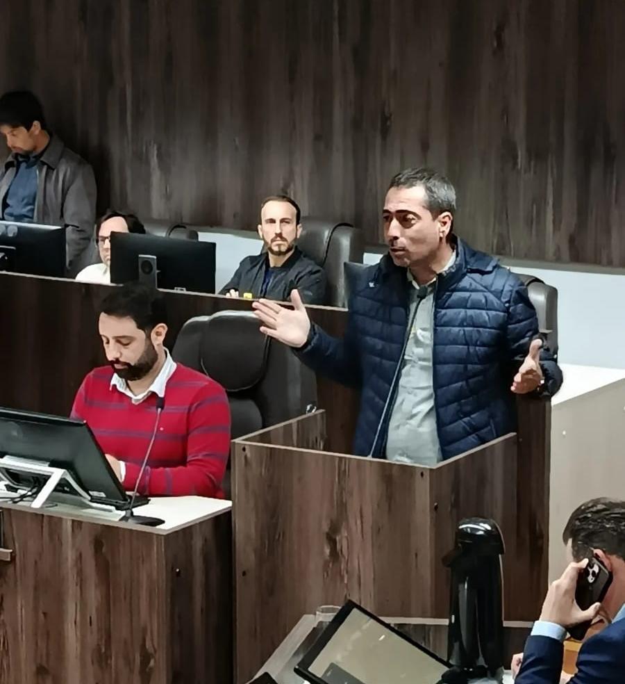 Vereador Achutti cobra a fiscalização das medidas compensatórias e sugere a criação de uma CPI 