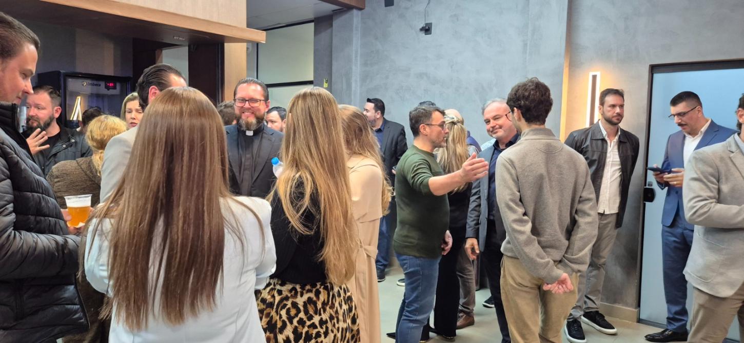 ACICAMB é apresentada aos empresários de Camboriú com proposta de fortalecer negócios, conexões e o desenvolvimento da cidade