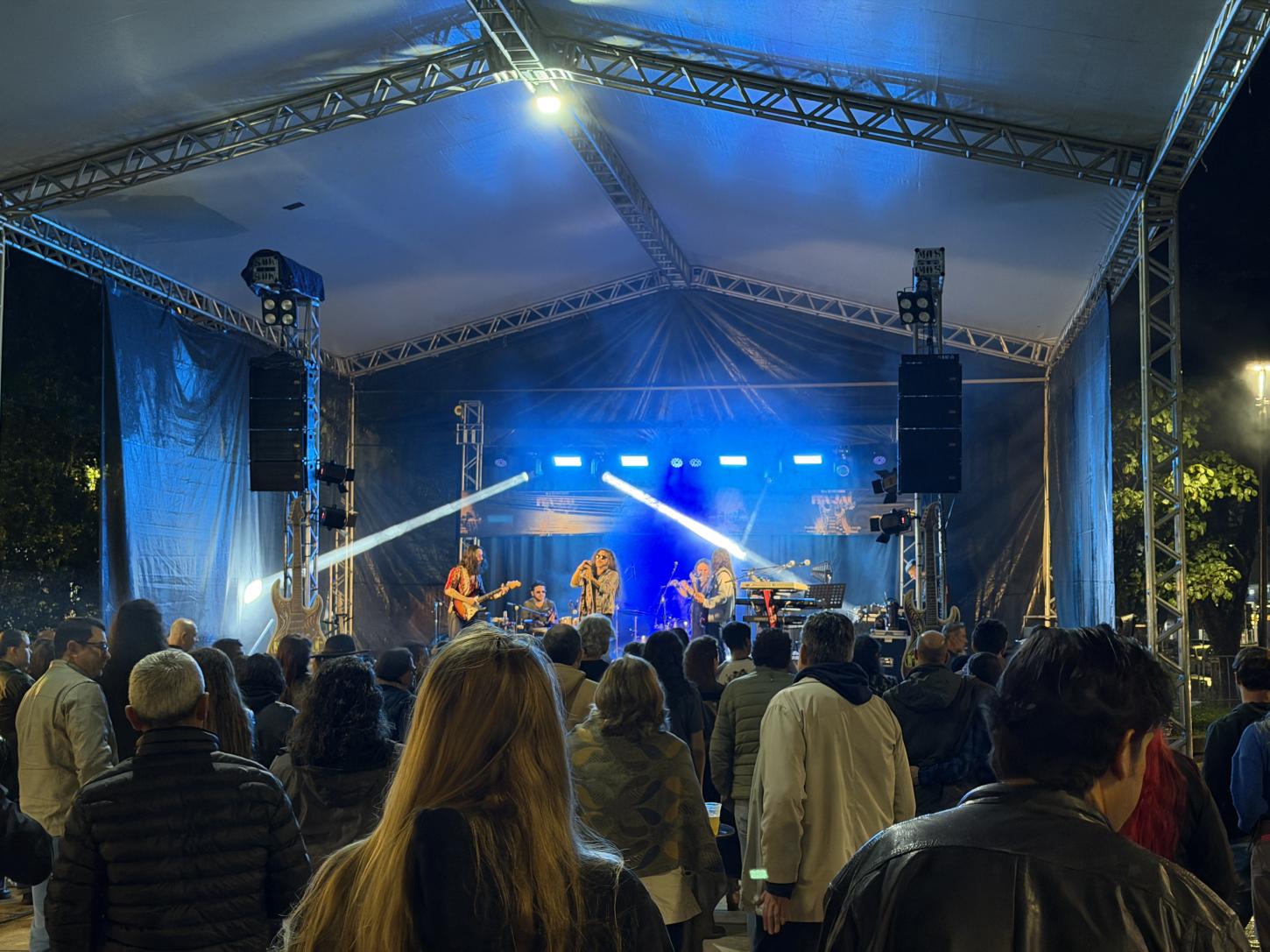 Banda Casa das Máquinas faz show histórico no Itajaí Rock Concert