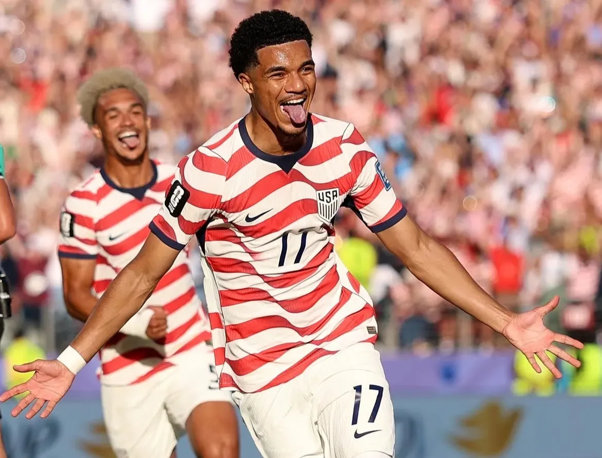 Copa do Mundo seguiu com mais três classificações para as oitavas - Confira resultados de outras competições 