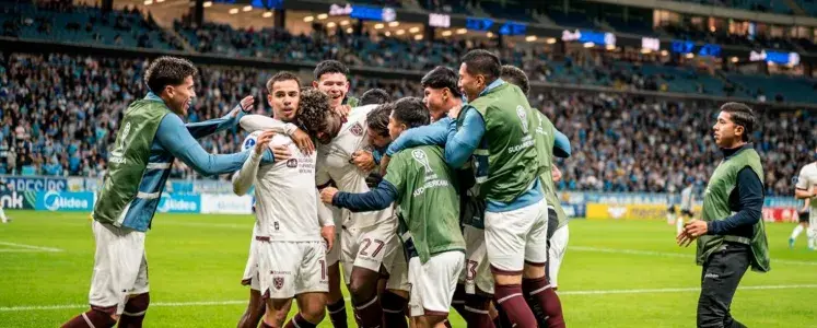 Grêmio perde em casa e sucumbe novamente nos playoffs da Sul-Americana