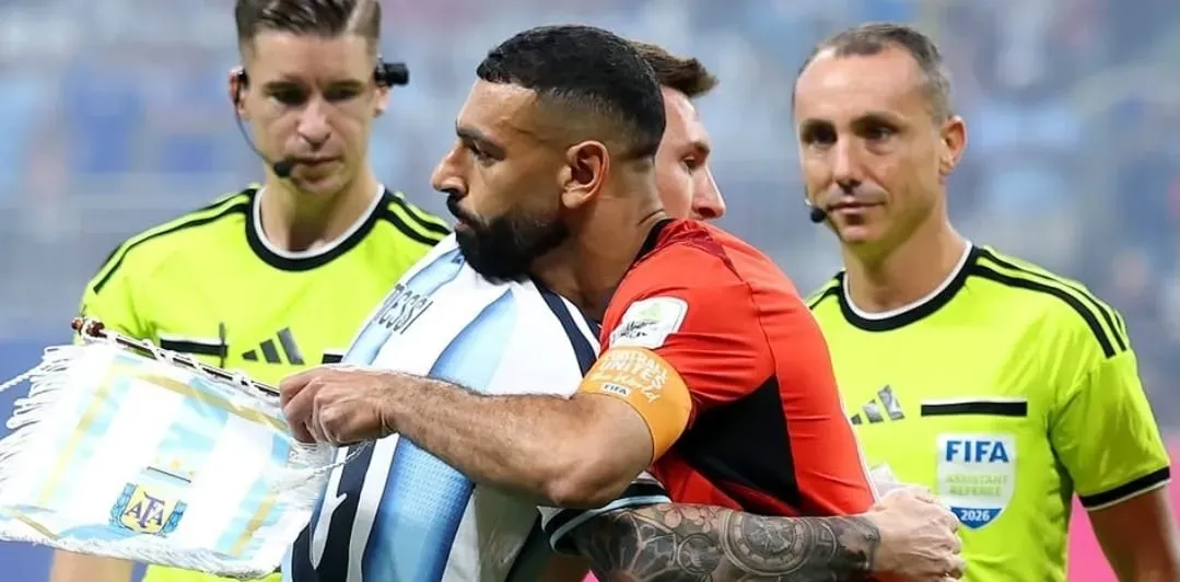 Messi comanda virada histórica e argentinos estão nas quartas