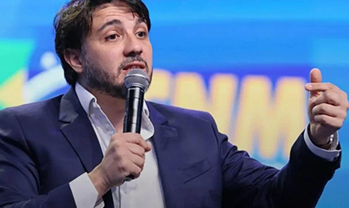 Partido Missão oficializa Renan Santos como candidato à Presidência