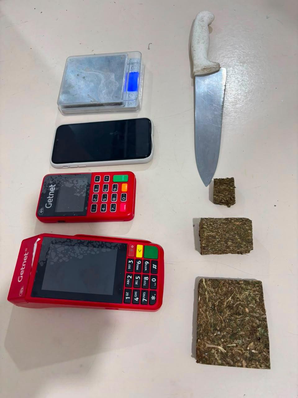 Polícia Militar prende homem  por tráfico de drogas em Porto Belo