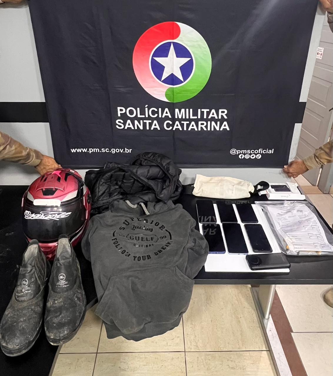 Polícia Militar recupera integralmente celulares furtados e prende segundo envolvido em Itapema