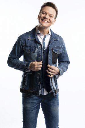 Michel Teló está na estrada com seu novo show