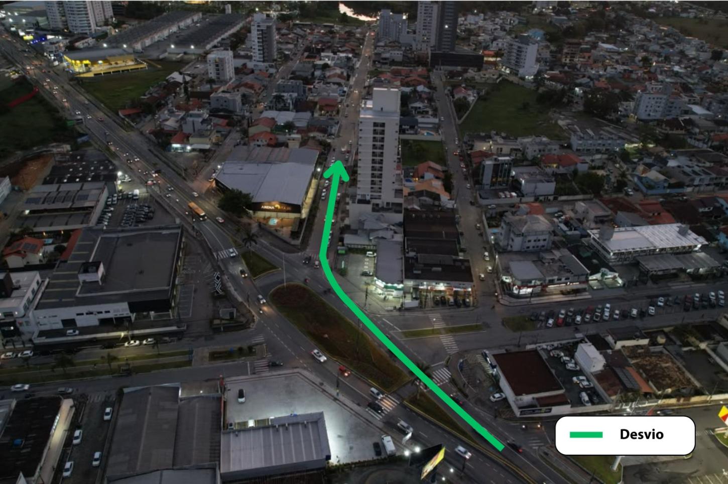 Obras para prevenção de alagamentos afetam trânsito na Contorno Sul