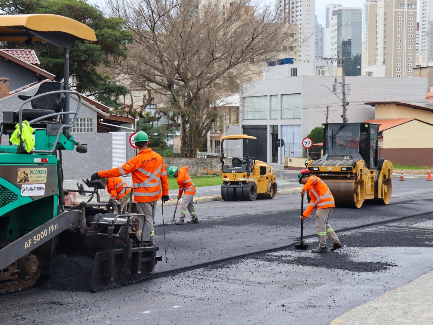 Prefeitura de Balneário Camboriú abre licitação de R$ 20 milhões para asfalto 
