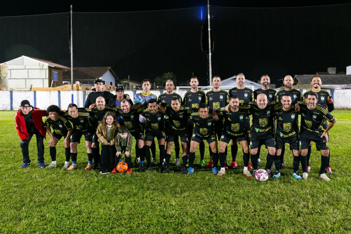 Primeiro finalista do Campeonato de Futebol Veterano de Balneário Camboriú é definido em confronto acirrado 