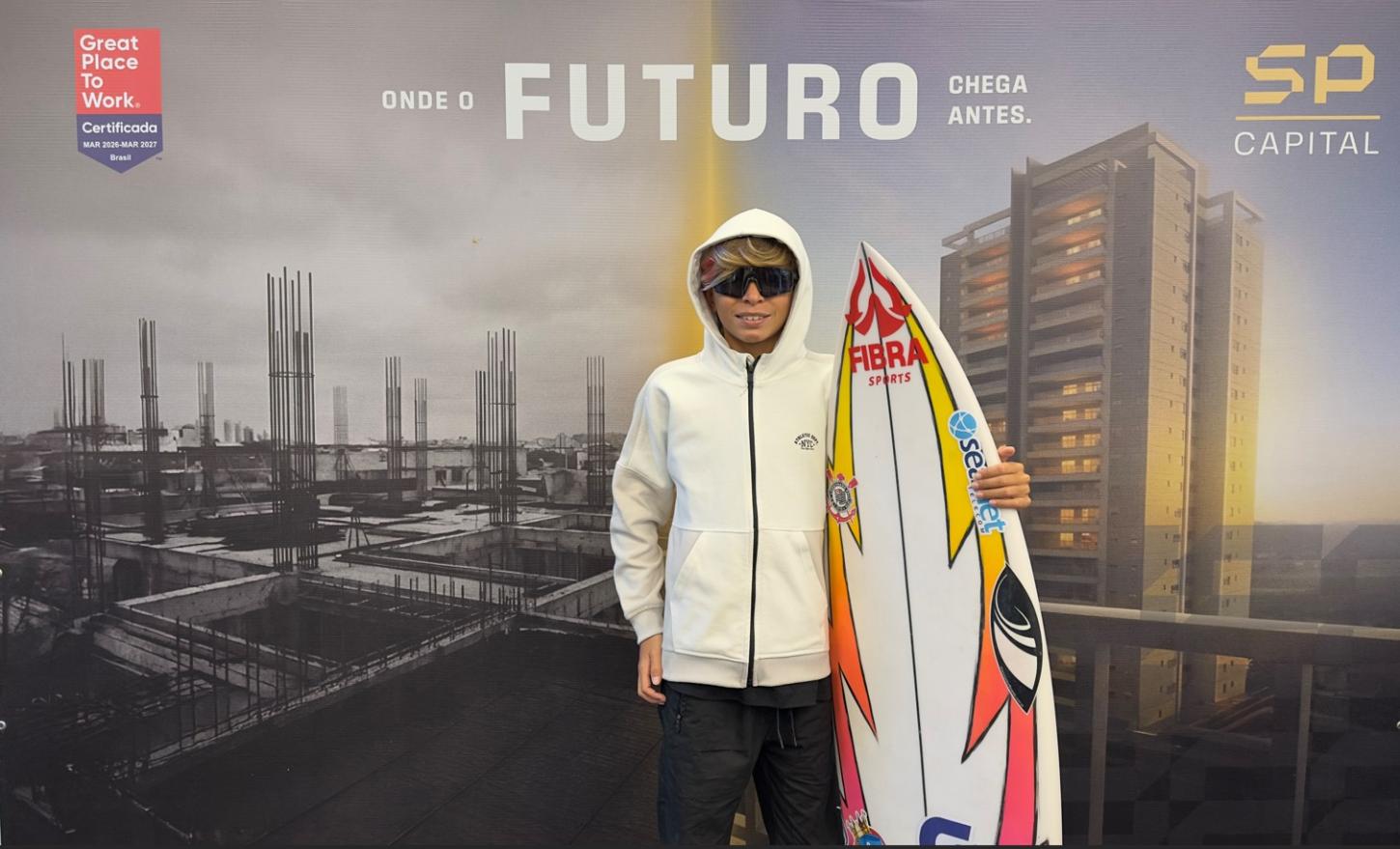 Prodígio do surf de Itapema, Kaleb Henrique (K77) garante apoio de peso para o Circuito Nacional