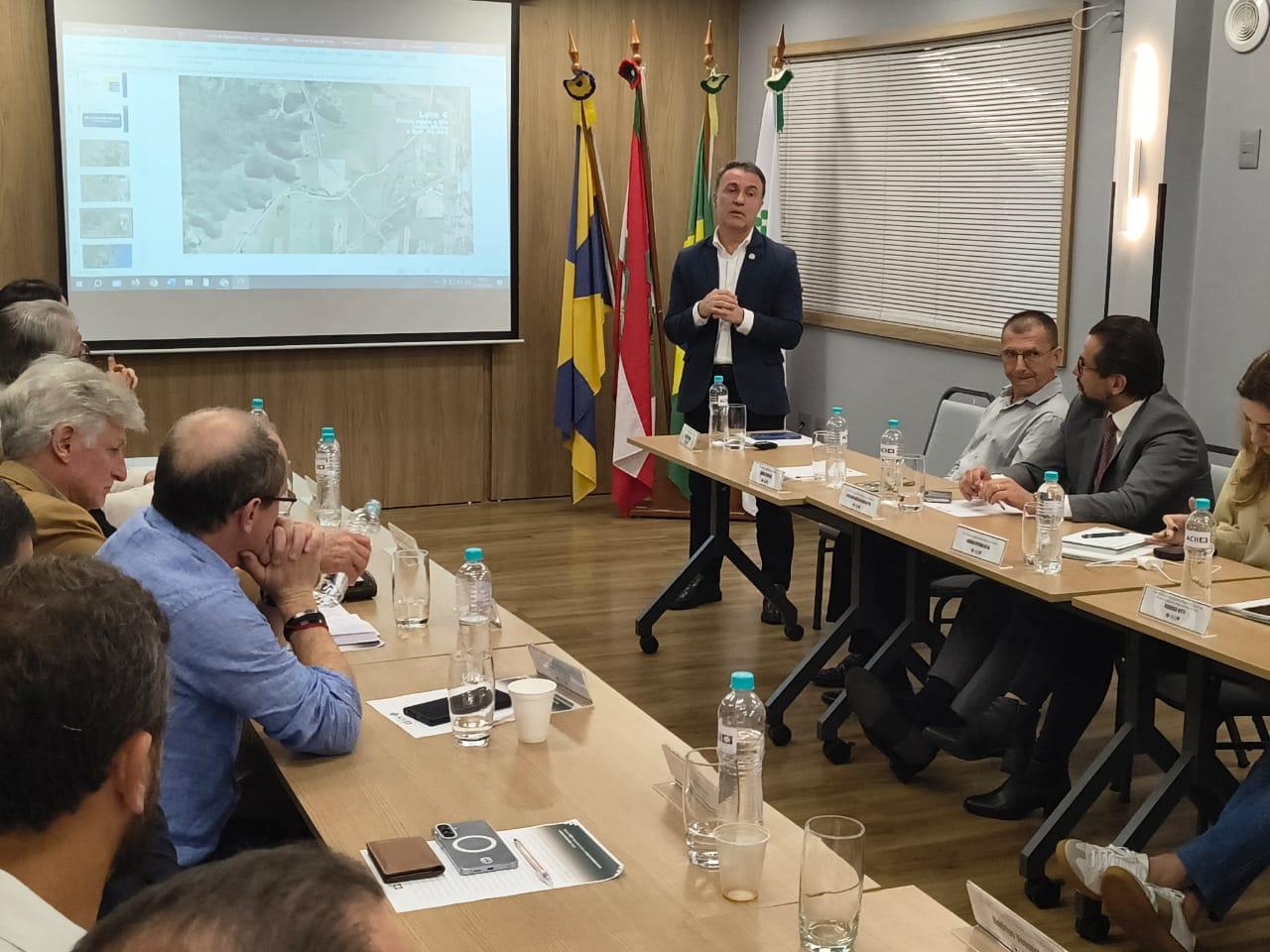 ViaMar é apresentada na Associação Empresarial de Itajaí como uma das principais obras estruturantes de mobilidade e logística do Norte de Santa Catarina